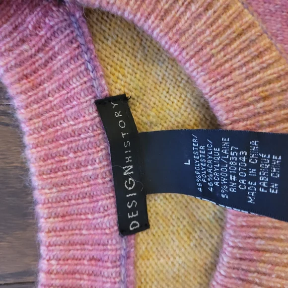 Multicolor Gradient Women's Sweater - Picture 3 of 8